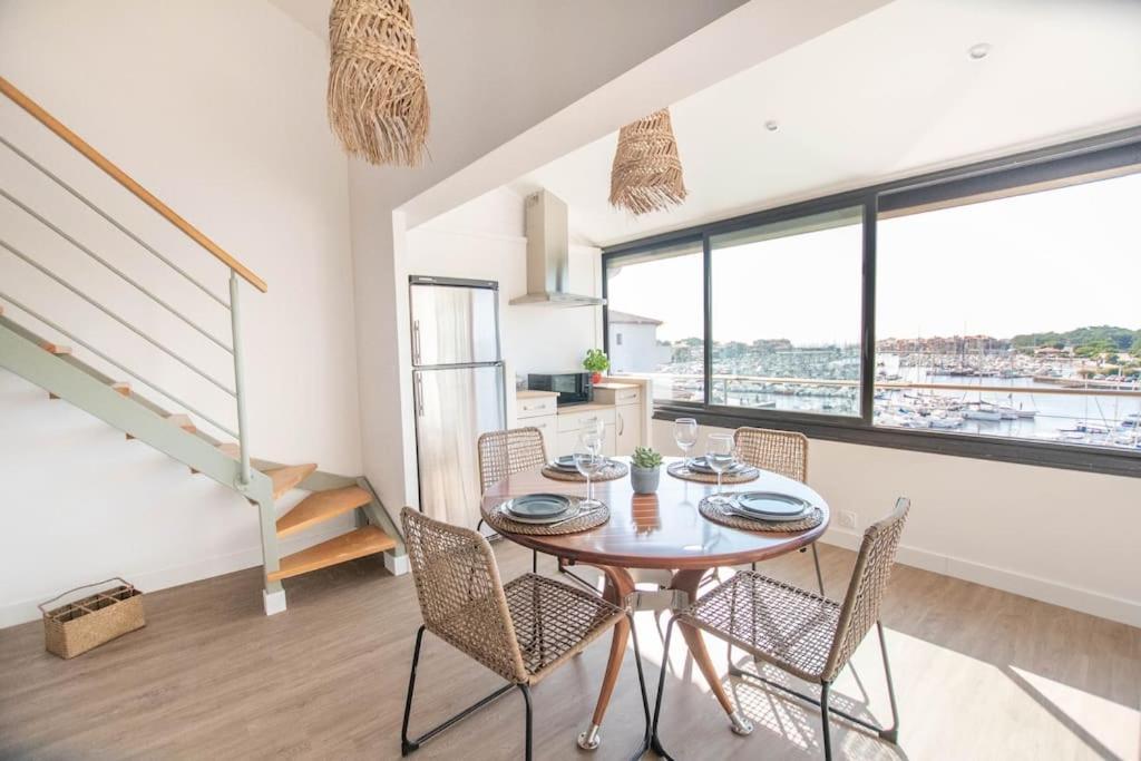 Apartment Pylos - Evasion De Gamme, Vue Sur Le Port Capbreton